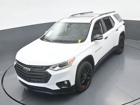 Used 2021 Chevrolet Traverse Premier w/ Redline Edition image 39