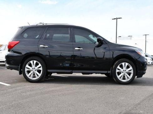 Used 2018 Nissan Pathfinder SL w/ SL Premium Package image 14