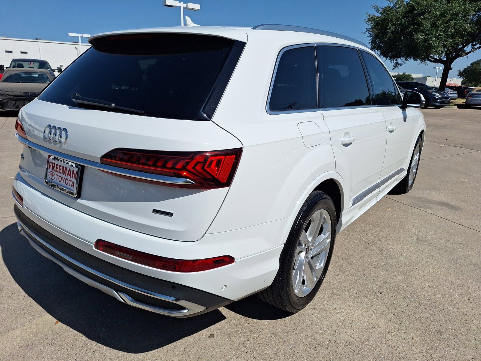Used 2021 Audi Q7 2.0T Premium Plus w/ Premium Plus Package AWD/4WD image 6