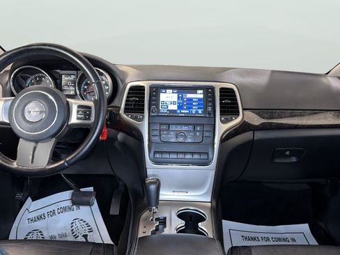 Used 2011 Jeep Grand Cherokee Laredo AWD/4WD image 15