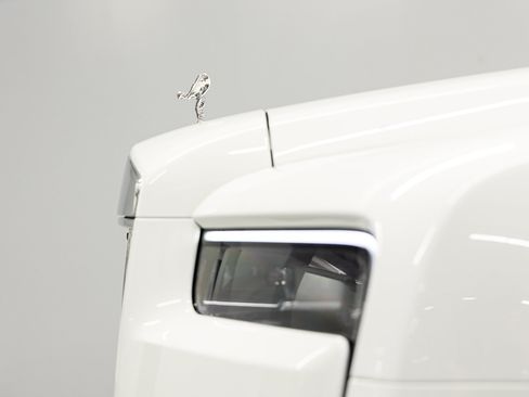 New 2026 Rolls-Royce Cullinan AWD/4WD image 14