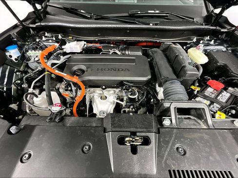 Used 2025 Honda CR-V Sport image 9