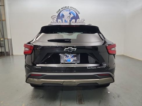 New 2026 Chevrolet Trax ACTIV w/ Sunroof Package image 6