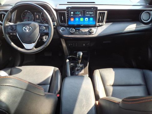 Used 2018 Toyota RAV4 SE w/ Power Extra Value Package AWD/4WD image 12