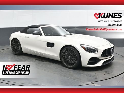 Used 2018 Mercedes-Benz AMG GT Roadster image 1