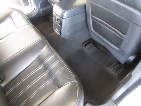 Used 2022 Chrysler 300 S RWD image 20