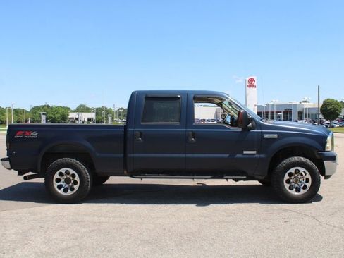 Used 2005 Ford F250 Lariat AWD/4WD image 13