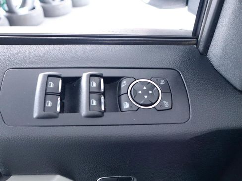 Used 2016 Ford F150 Lariat w/ Equipment Group 501A Mid AWD/4WD image 29