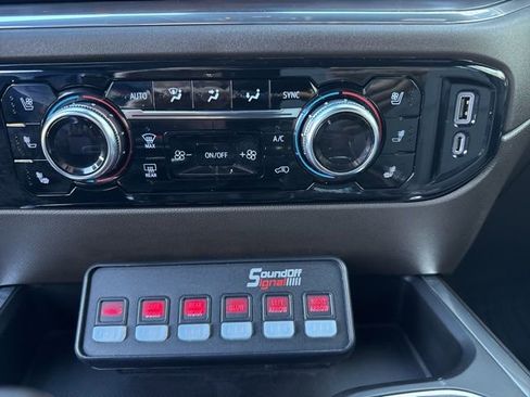 Used 2023 GMC Sierra 1500 SLT image 23