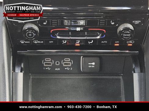 Used 2023 Jeep Grand Cherokee Altitude AWD/4WD image 16