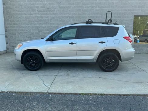 Used 2010 Toyota RAV4 2WD image 4