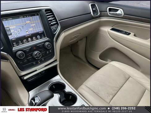 Used 2014 Jeep Grand Cherokee Overland AWD/4WD image 35
