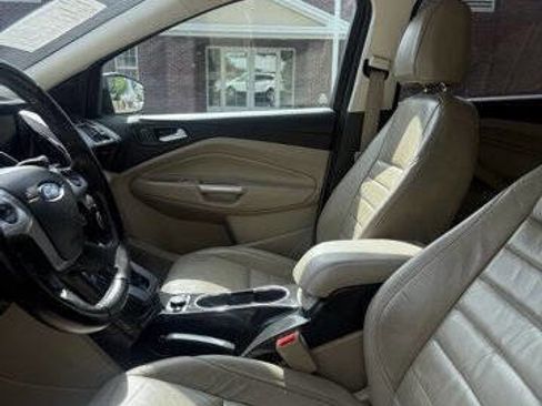 Used 2015 Ford Escape Titanium FWD image 10