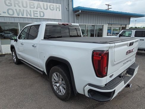 Used 2022 GMC Sierra 1500 Denali w/ Technology Package AWD/4WD image 4