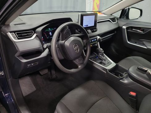 Used 2024 Toyota RAV4 XLE AWD/4WD image 13