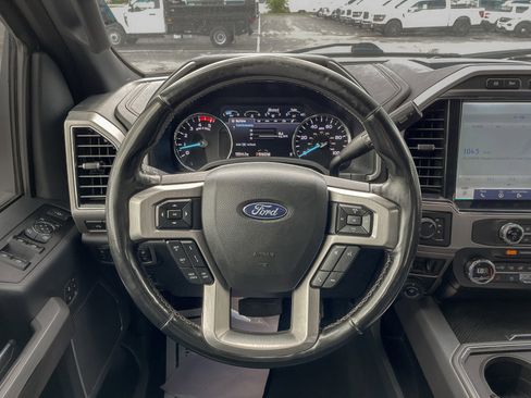 Used 2022 Ford F350 Platinum w/ FX4 Off-Road Package AWD/4WD image 11
