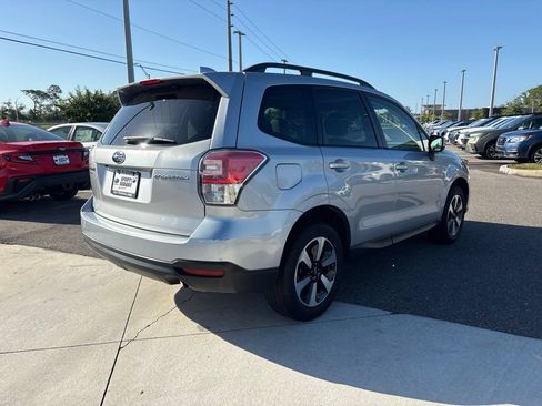 Used 2018 Subaru Forester 2.5i Premium AWD/4WD image 5