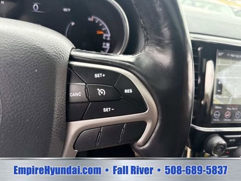 Used 2021 Jeep Grand Cherokee Limited AWD/4WD image 31
