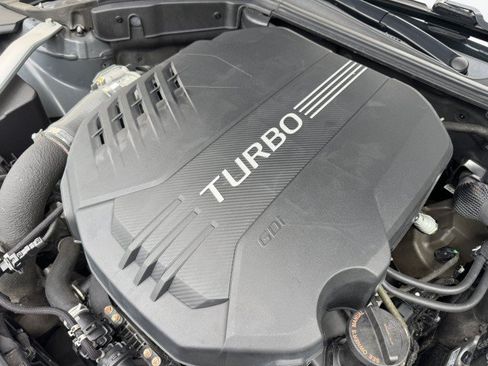 Used 2021 Genesis G70 3.3T RWD image 3