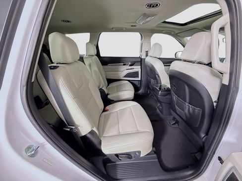 Used 2021 Kia Telluride S FWD image 22