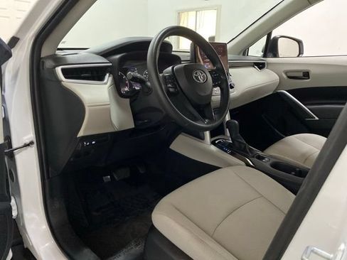 Used 2024 Toyota Corolla Cross L FWD image 56