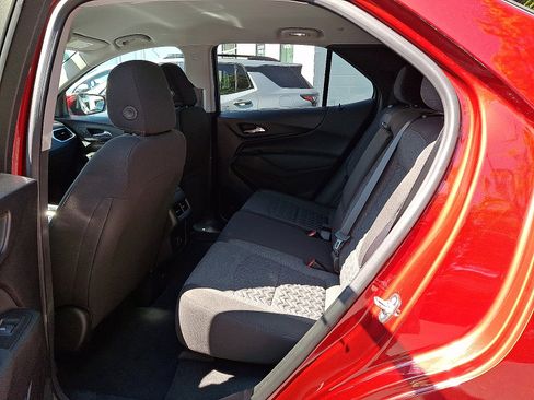 Certified 2023 Chevrolet Equinox LT AWD/4WD image 11