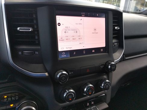 Used 2024 RAM 2500 Big Horn image 32