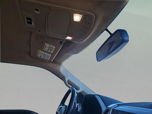 Used 2016 Ford F150 Lariat image 40