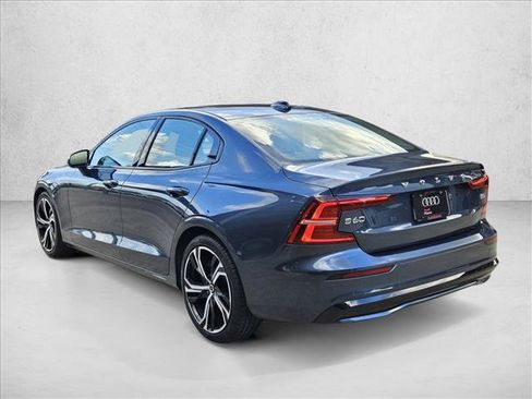 Used 2024 Volvo S60 B5 Core FWD image 7