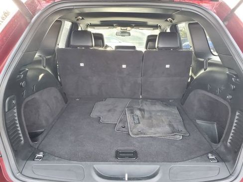 Used 2015 Jeep Grand Cherokee Laredo AWD/4WD image 11