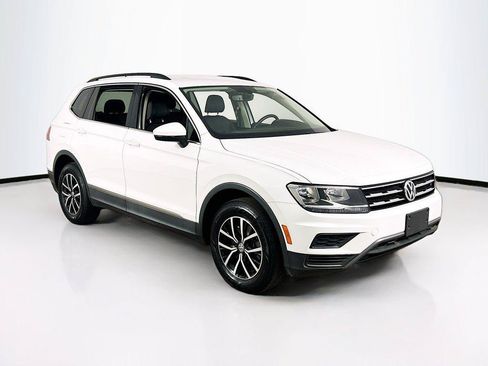 Certified 2021 Volkswagen Tiguan SE AWD/4WD image 3