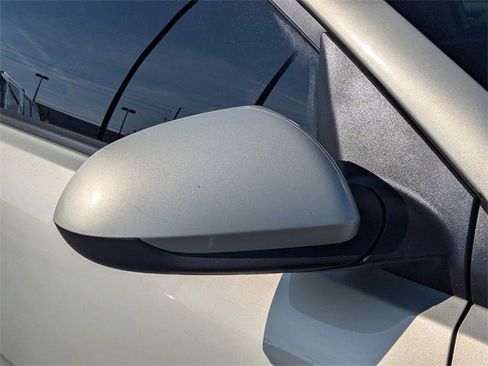 Used 2018 Kia Rio S image 12