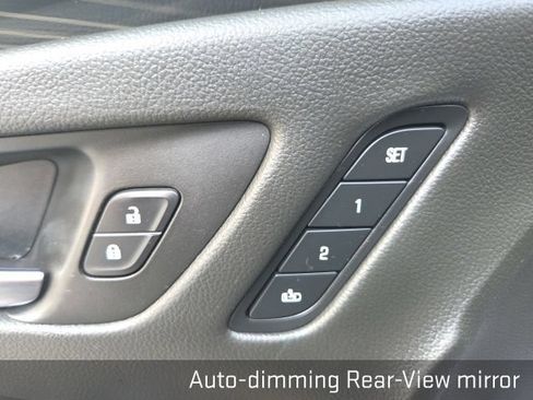 Used 2020 Buick Envision Essence FWD image 32