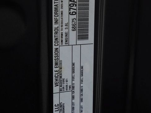 Used 2025 Jeep Grand Cherokee L Laredo AWD/4WD image 37