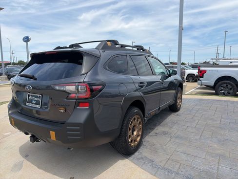 Used 2024 Subaru Outback Wilderness AWD/4WD image 6