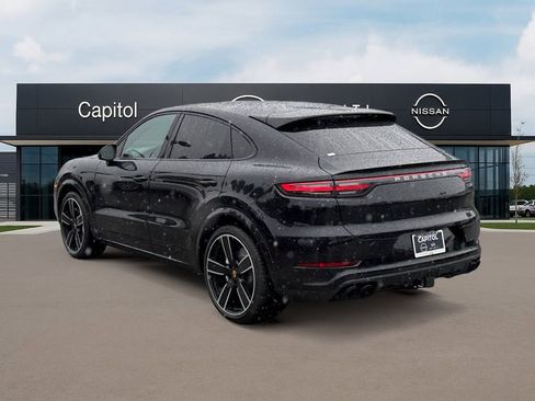 Used 2021 Porsche Cayenne Turbo w/ Premium Package Plus (PI3) image 7