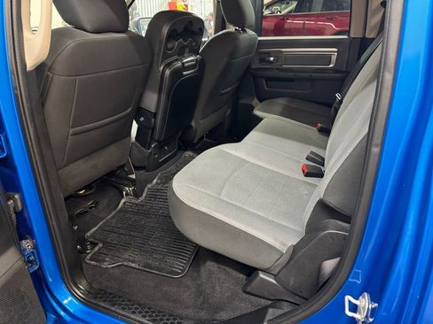 Used 2022 RAM 1500 Classic SLT AWD/4WD image 15