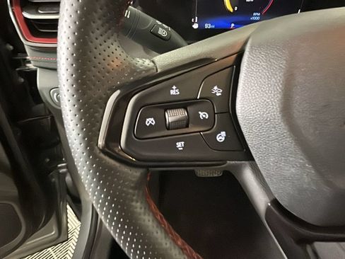 Used 2025 Chevrolet TrailBlazer RS w/ Convenience Package FWD image 18