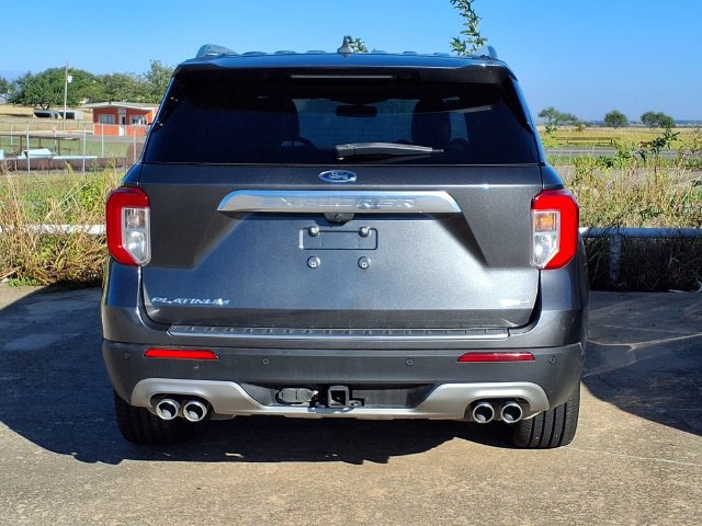 Used 2020 Ford Explorer Platinum w/ Premium Technology Package AWD/4WD image 4