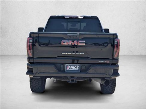 Used 2024 GMC Sierra 2500 AT4 w/ AT4 Premium Plus Package AWD/4WD image 5