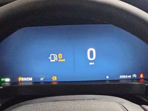 Used 2024 Ford Ranger Lariat w/ Trailer Tow Package image 12