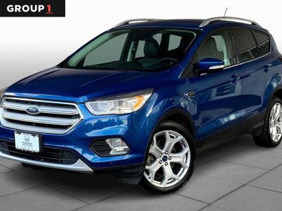 Used 2019 Ford Escape Titanium w/ U9j03 - Titanium Tow Package