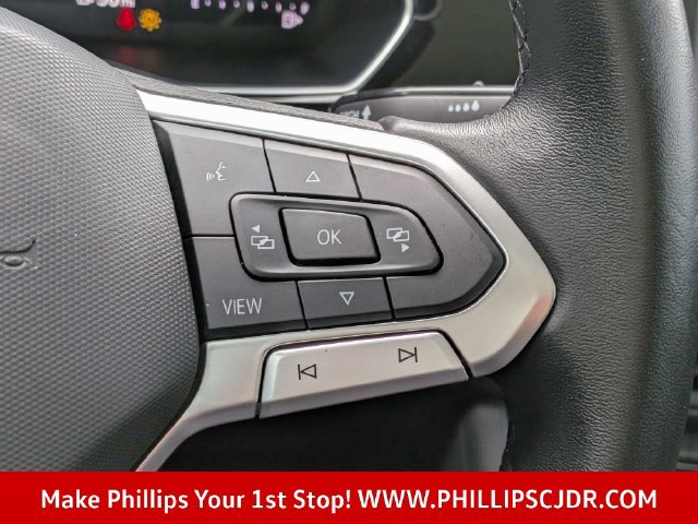 Used 2023 Volkswagen Jetta SE FWD image 25