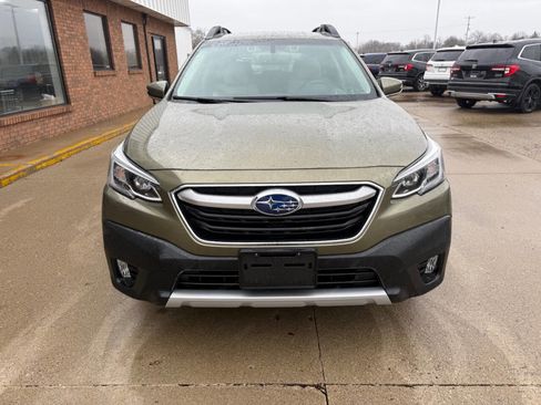 Used 2020 Subaru Outback Limited image 8