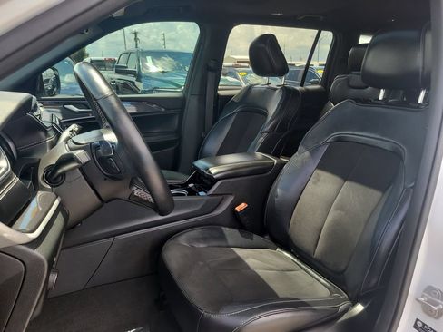 Used 2021 Jeep Grand Cherokee L Laredo AWD/4WD image 23