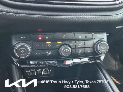 Used 2022 Dodge Durango GT RWD image 42