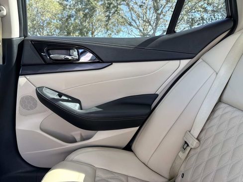 Used 2023 Nissan Maxima Platinum w/ Sport Mat Group image 13