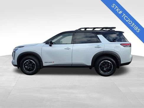 New 2026 Nissan Pathfinder Rock Creek w/ Rock Creek Premium Package AWD/4WD image 4