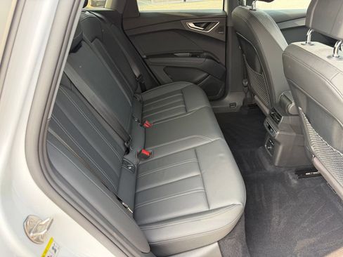Certified 2023 Audi Q4 e-tron Premium Plus w/ Premium Plus RWD image 18