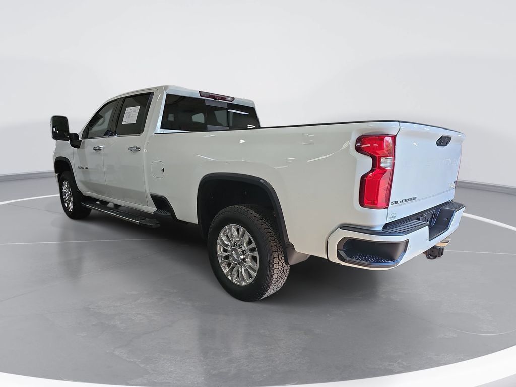 Used 2020 Chevrolet Silverado 2500 High Country w/ Z71 Off-Road Package AWD/4WD image 6